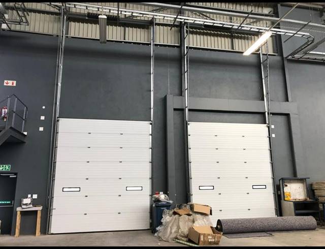 INDUSTRIAL PROPERTY TO RENT IN LOUWLARDIA